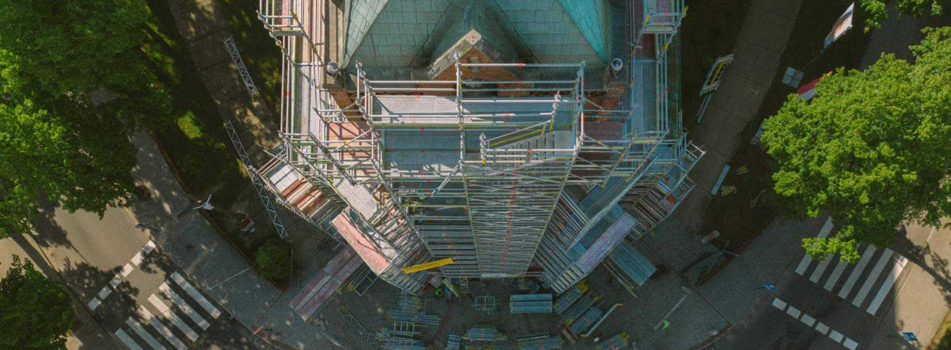 Ogrodzenia tymczasowe na budowie – przepisy, bezpieczeństwo i najlepsze rozwiązania